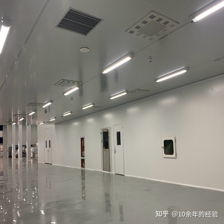 无尘鞋生产车间_无尘车间装修_10万级无尘注塑生产车间 英文专业翻译
