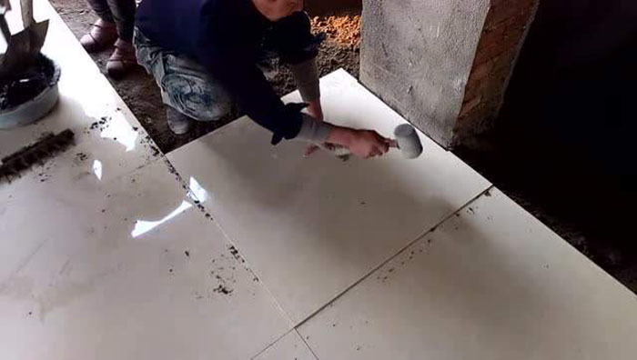 房屋大门口设计_郑州赶集网装修房屋置顶广告收费_房屋装修设计