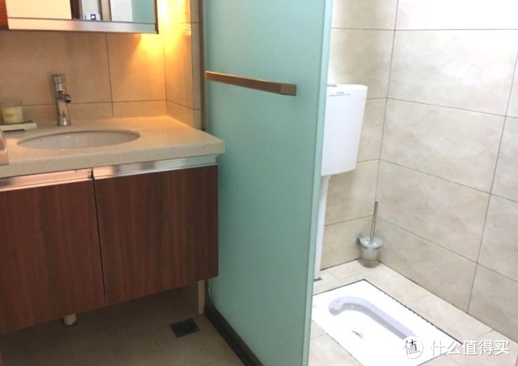 ​买低楼层82㎡新房，花25万装修，主要就为了这100㎡豪华大露台
