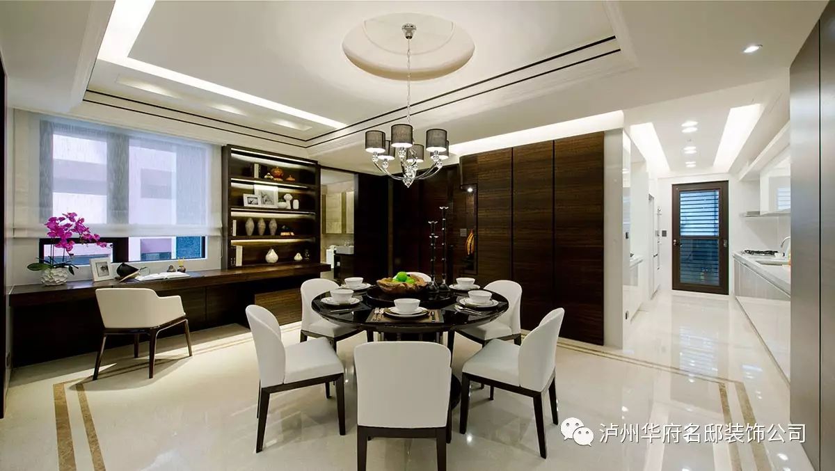 白色简约风格客厅装修效果图_现代简约白色装修效果图大全_白色简约装修效果图