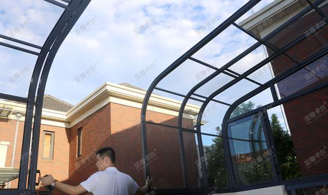 婚房卧室装修效果图片_阳光房装修效果图_儿童房装修效果玩具架