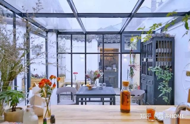 儿童房装修效果玩具架_阳光房装修效果图_婚房卧室装修效果图片