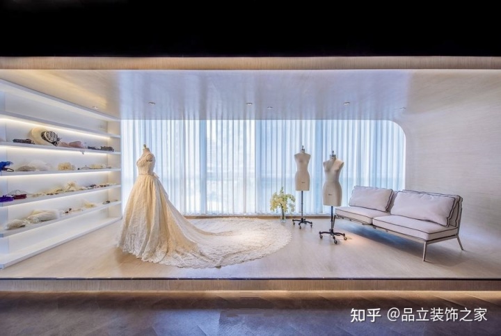 丰胜防腐木店面效果_书房装修效果简约图_店面装修效果图