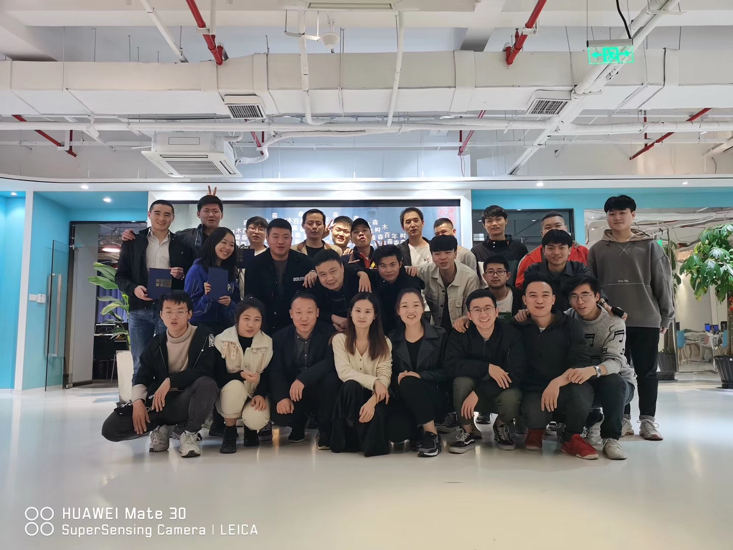 牙科诊所装修 设计 效果图_装修设计培训_咖啡厅装修效果图 设计