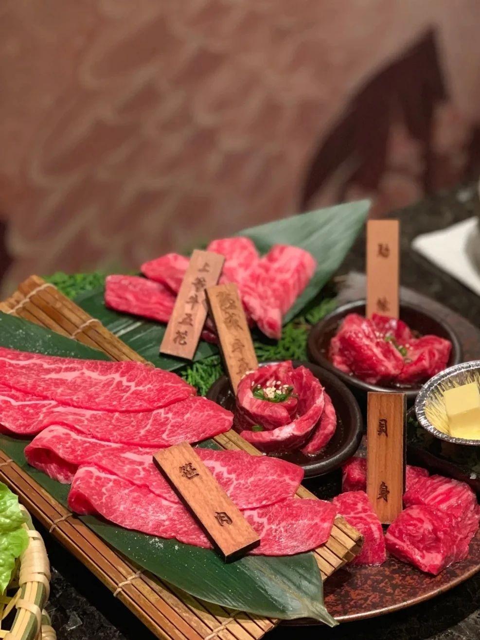 烤肉店装修_厚味居老北京炙子烤肉 南纬路店_新石器烤肉靖江店