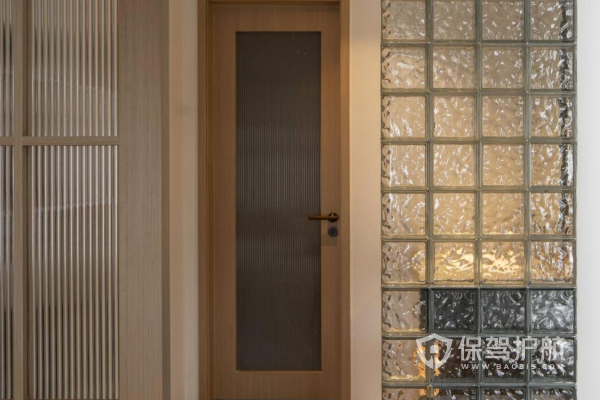 入户门正对走廊玄关图_长走廊进门玄关装修效果图_走廊玄关装修效果图