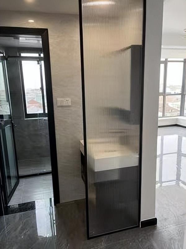 厕所偷腥图 图_厕所混音效果_厕所装修效果图