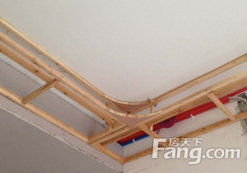 客餐厅吊顶装修效果图_不吊顶餐厅装修效果图_餐厅吊顶装修效果图