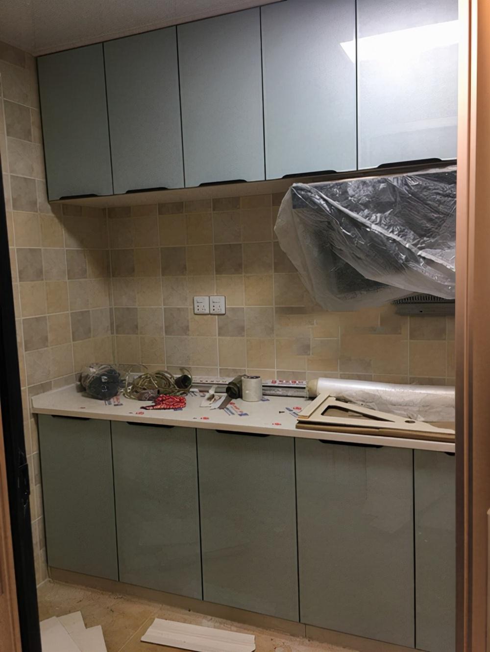 厨房装修灶台价格_厨房装修价格_单独装修厨房价格
