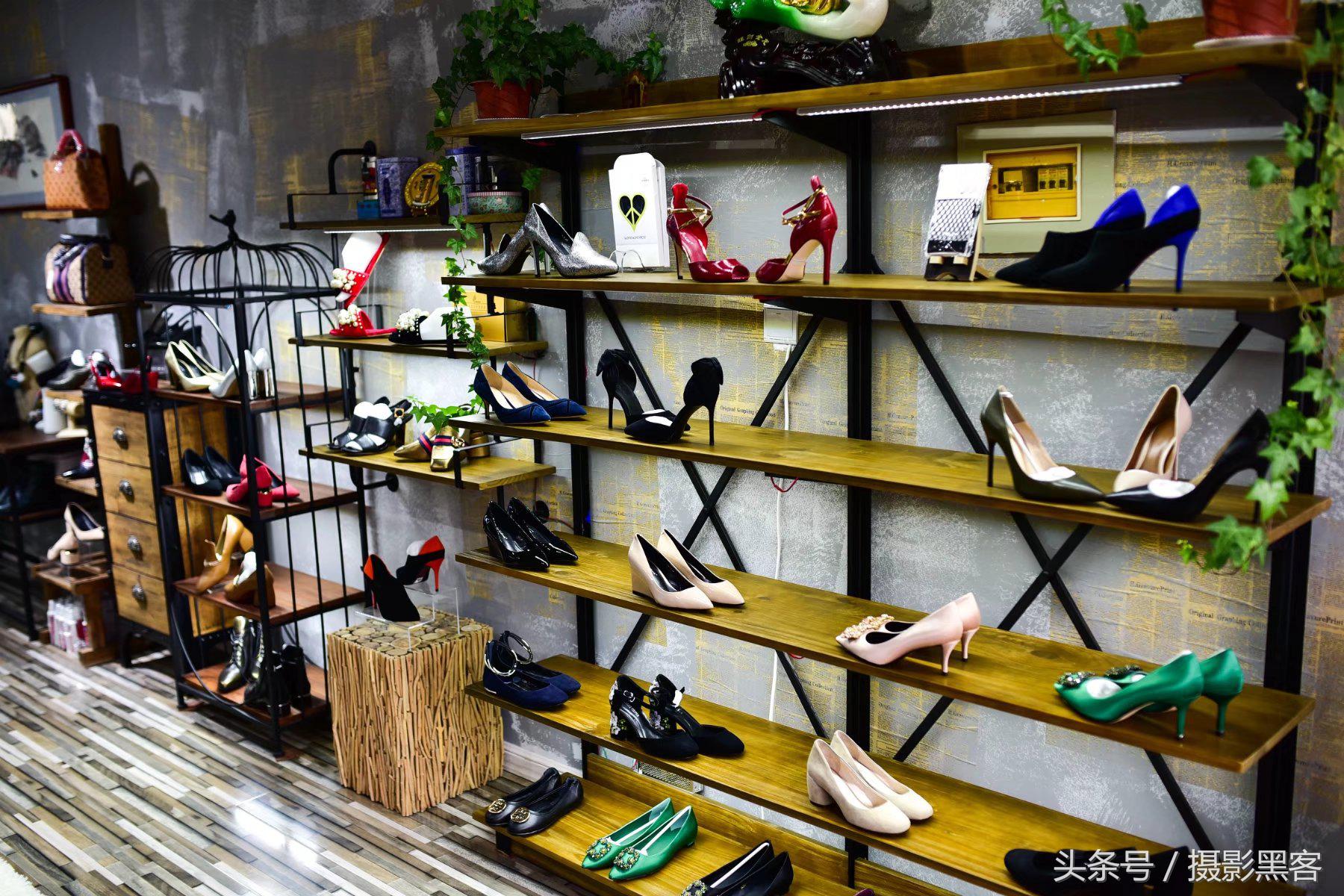 鞋店装修效果图_鞋店装修效果图_书房装修效果简约图