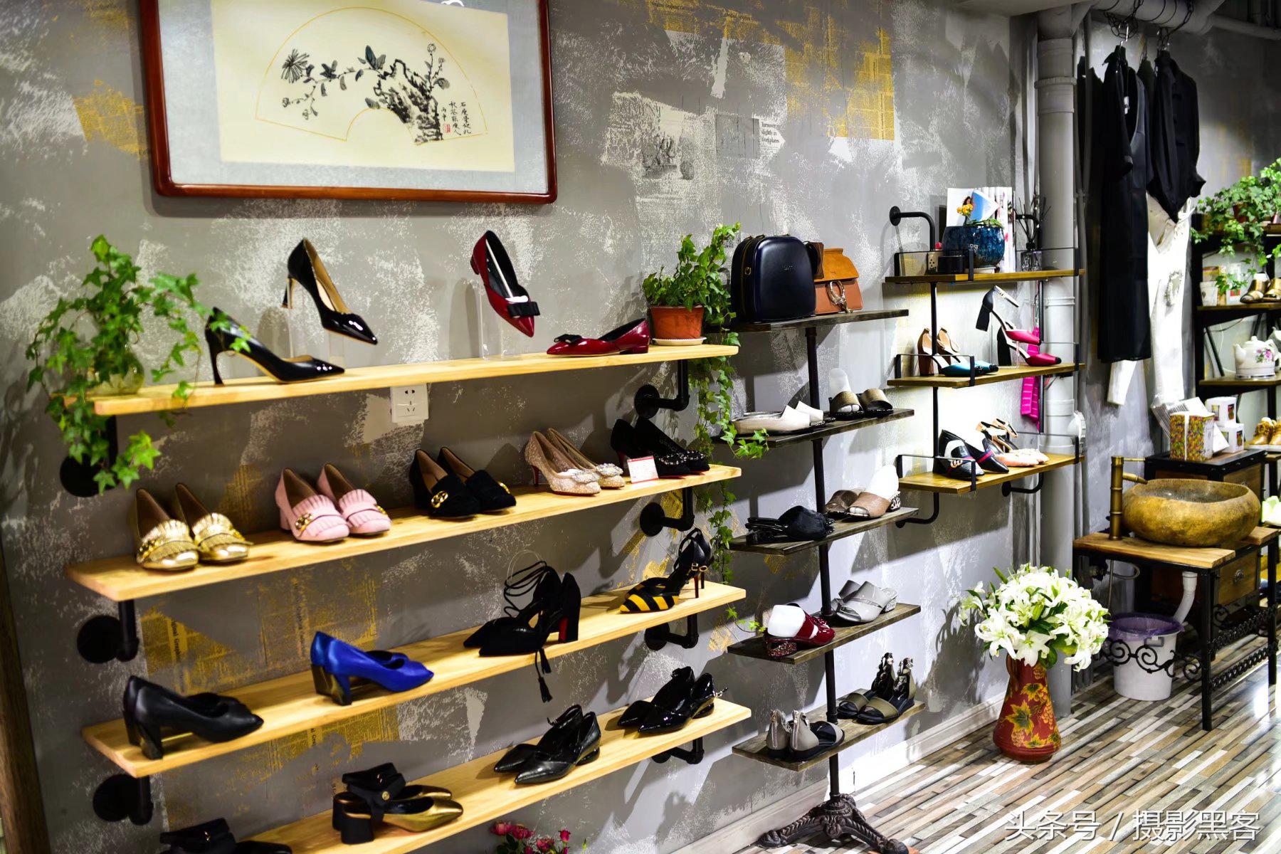 书房装修效果简约图_鞋店装修效果图_鞋店装修效果图