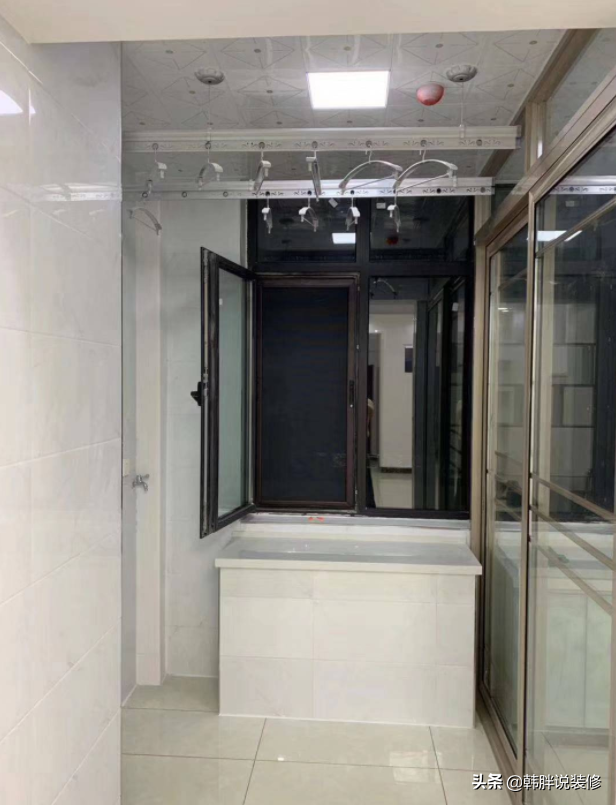 阳台改厨房装修效果图小户型_阳台厨房装修效果图_带生活阳台的厨房装修效果图