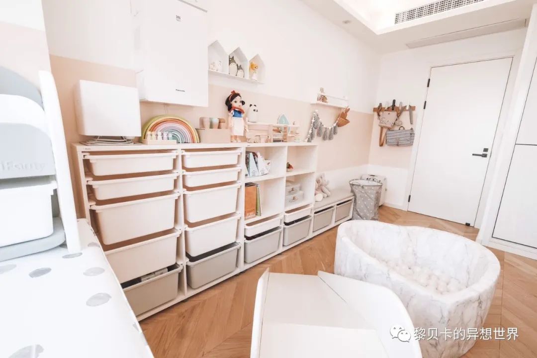 内衣店装修图_内衣饰品店装修图片_内衣实体店装修风格图