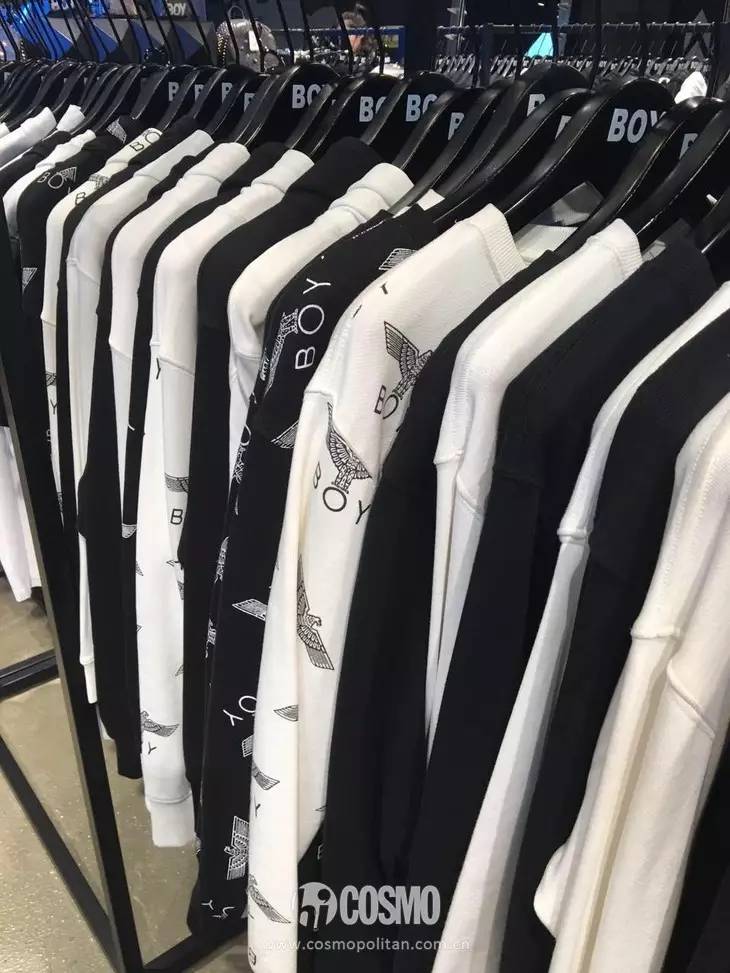 图满多装修效果图童装店_烘培店装修cad图_内衣店装修图