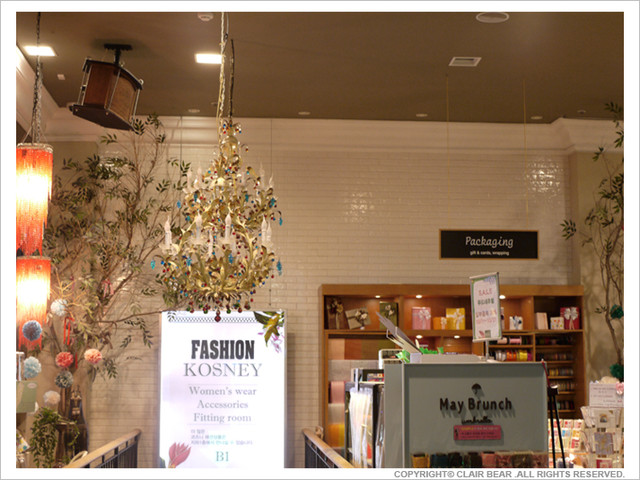 内衣店装修图_图满多装修效果图童装店_烘培店装修cad图