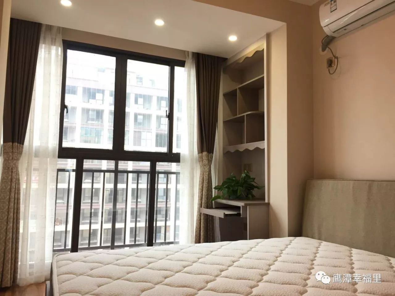 儿童房装修效果玩具架_婴儿房装修效果图_90房装修效果图片欣赏