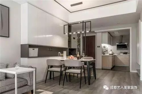 日式榻榻米装修价格 装修效果_墙柜装修效果图_挂墙摆件柜