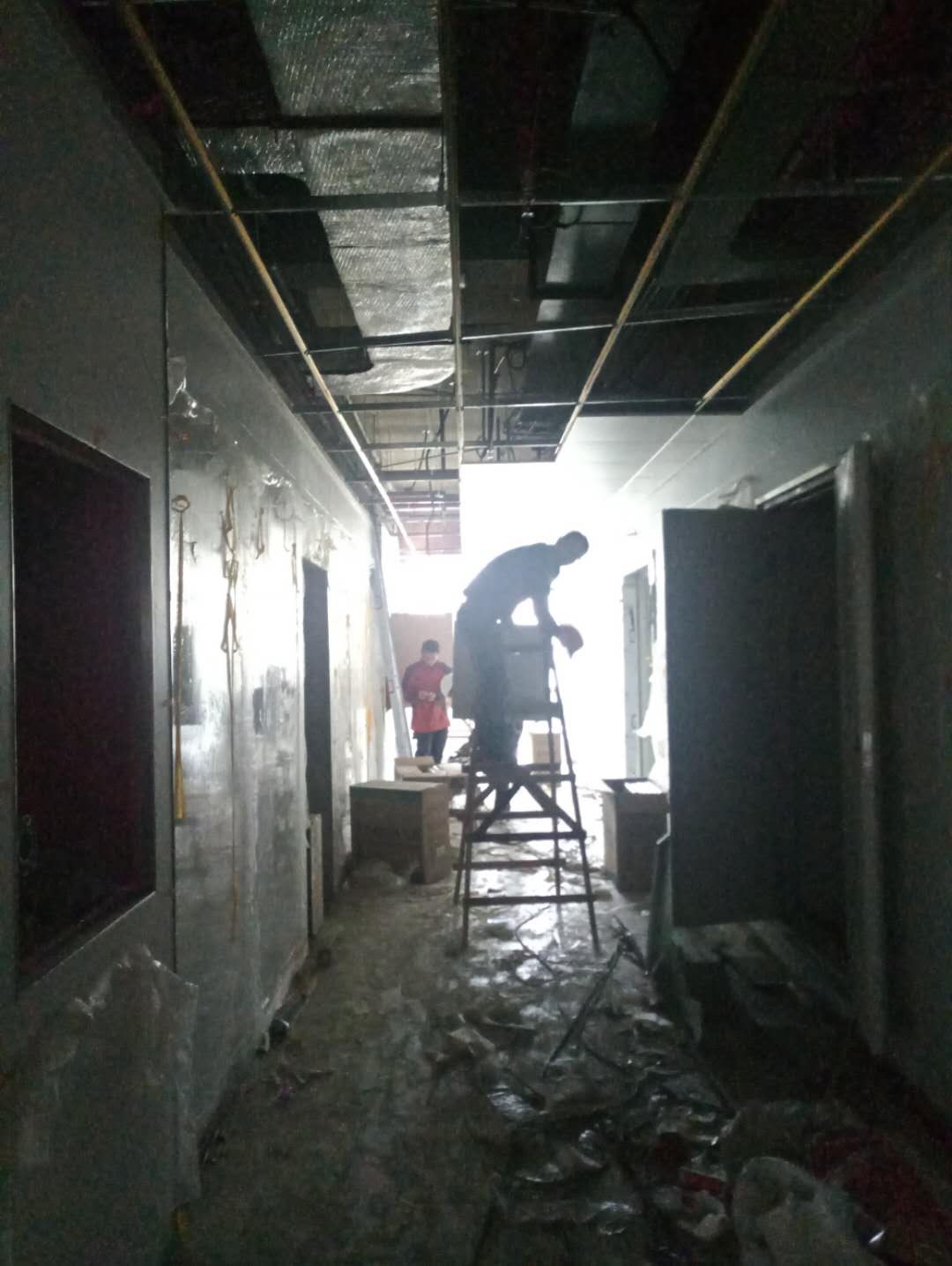 装饰装修公司_服装店装修图片的装饰_二手房装修京深装饰