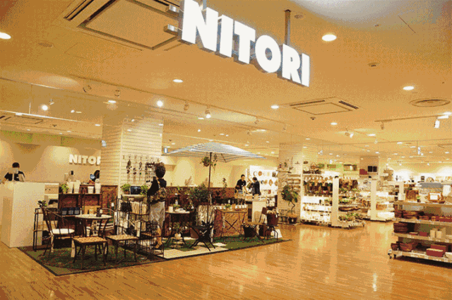 彩妆店装修效果图片_家具店装修效果图_复古银饰店装修效果