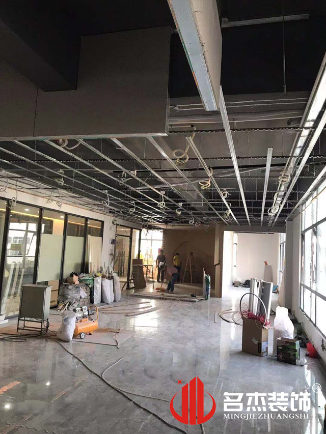 广州办公厂房装修_办公楼装修_办公场所装修