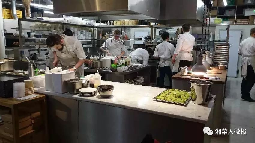 qq餐厅30级豪华装修_餐厅装修_餐厅吊顶装修效果图