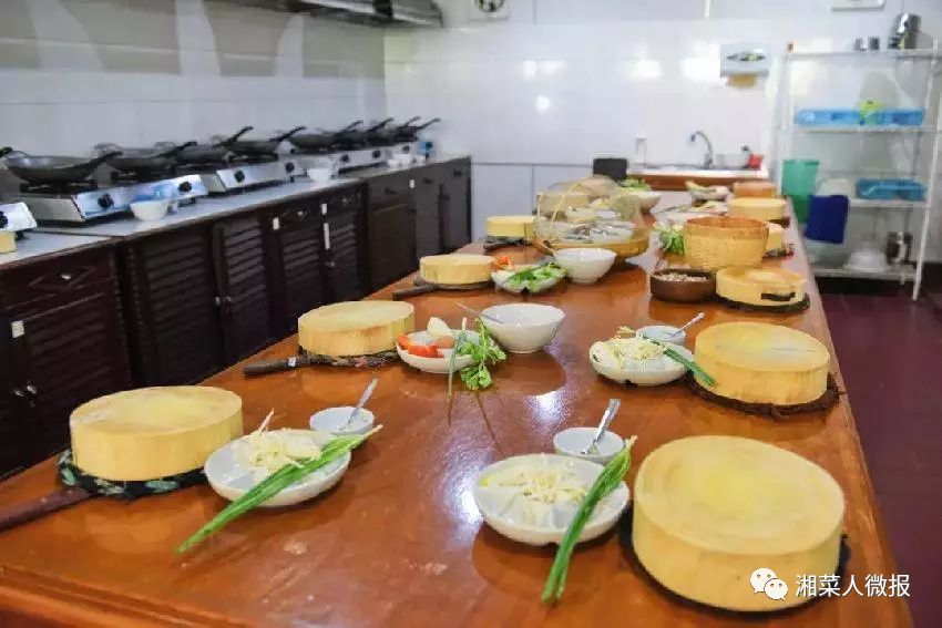 餐厅吊顶装修效果图_qq餐厅30级豪华装修_餐厅装修