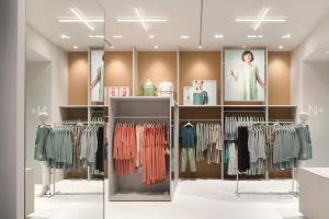 时尚女装店内装修,女装店室内设计图,合肥女装店装修设计效果图2.jpg