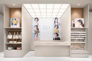 时尚女装店设计图,时尚女装店内设计,时尚女装店内装修,合肥女装店装修设计效果图5.jpg