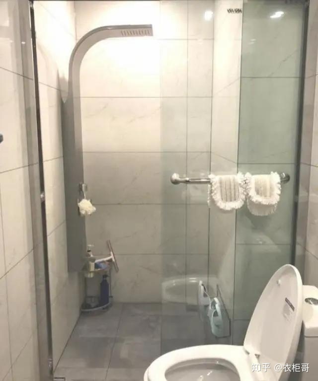 小衣帽间装修效果图_整体衣帽间装修效果图_衣帽间装修样板间
