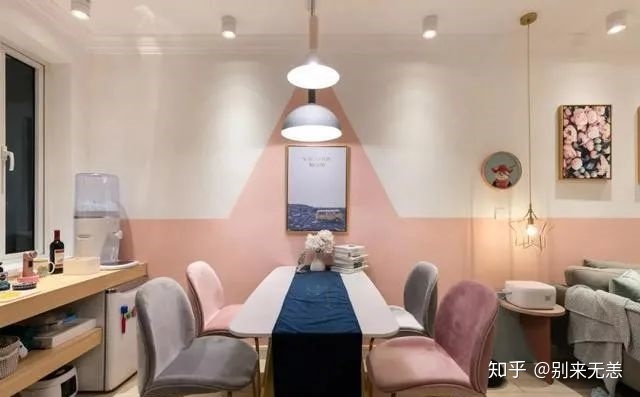 榻榻米床装修效果图_小房间榻榻米床装修效果图_榻榻米床装修效果图