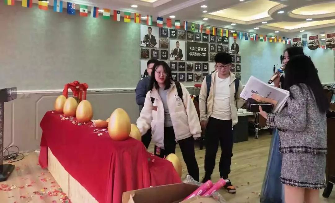 简欧风格卧室装修效果图大全_小户型地中海风格装修图片大全_装修风格大全