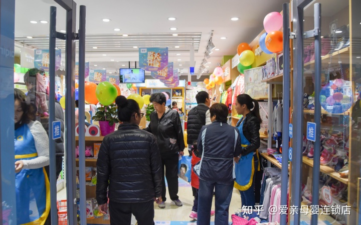 母婴店装修效果图_郑州母婴店装修_母婴用品店装修参考图