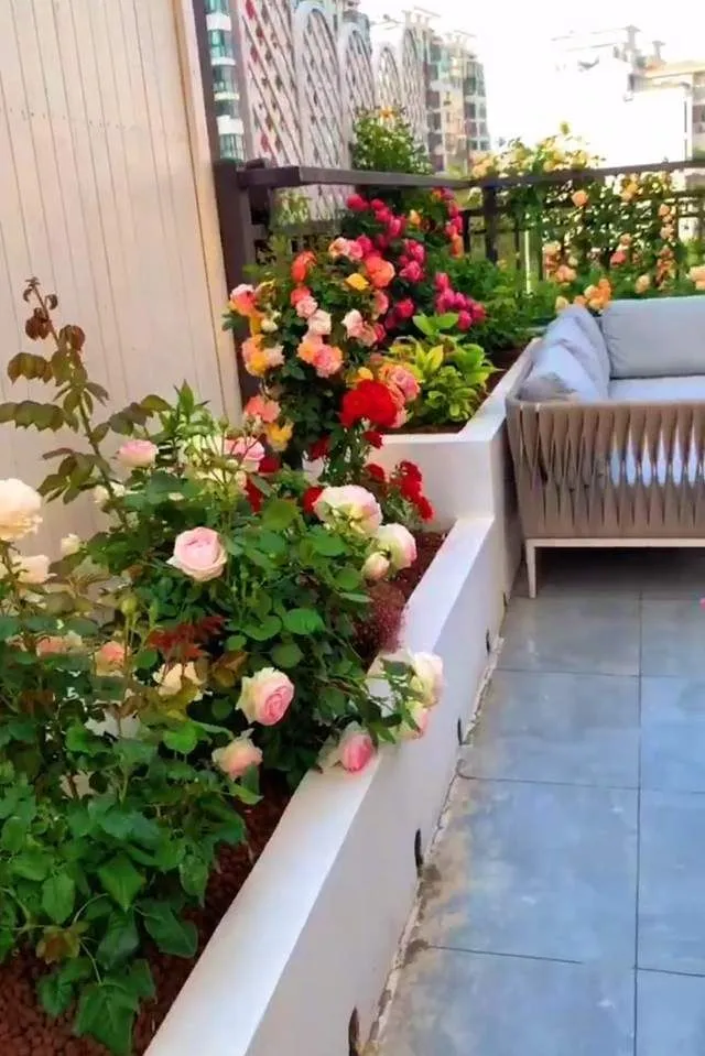 露台花园装修效果图片_小冀亚华桂竹花园装修效果_一楼花园装修效果图