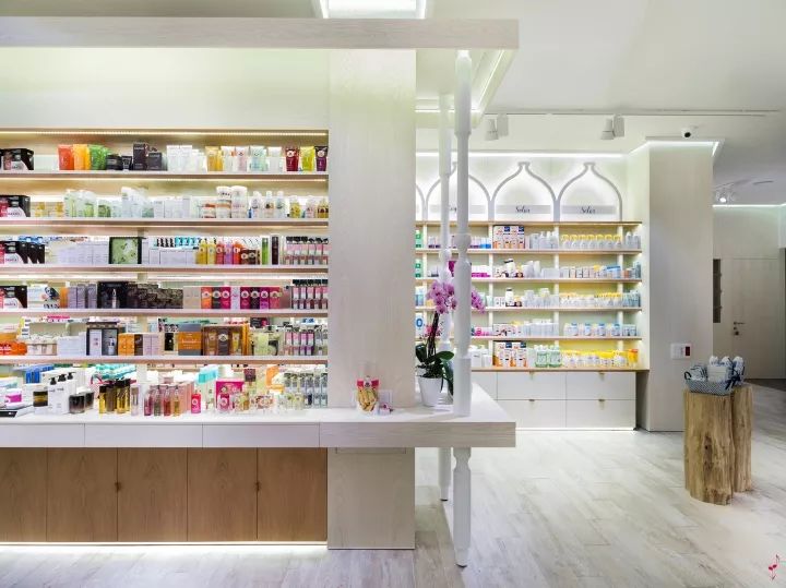 药店装修_小型药店的装修_装修药店