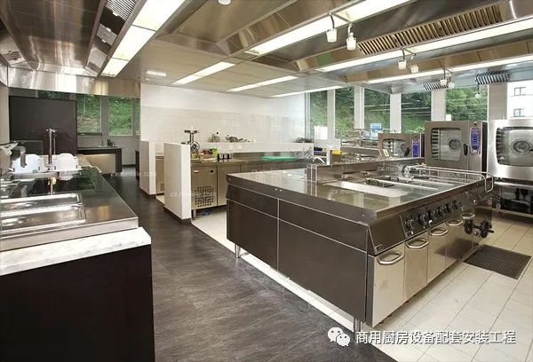 欧式厨房装修效果图片_酒店厨房装修效果图_暗厨房装修效果图片
