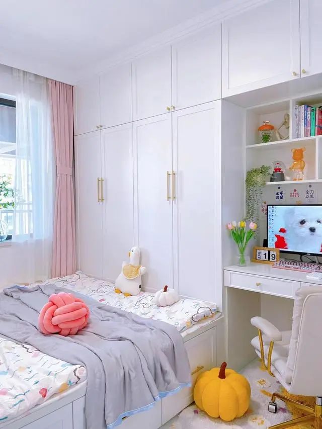 踏踏床装修效果图_小户型踏踏迷卧室装修效果图_主卧室踏踏装修效果图