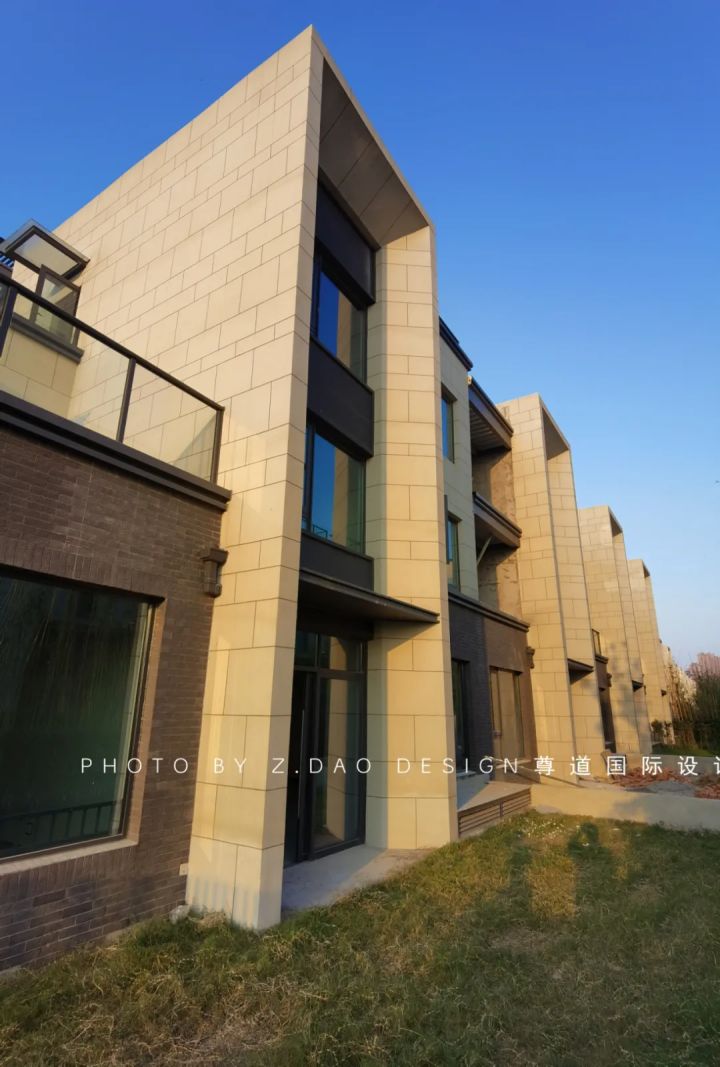联排别墅装修效果图_别墅仿古装修效果图片_别墅抬高餐厅装修效果图片