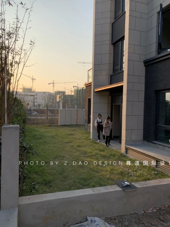 别墅仿古装修效果图片_联排别墅装修效果图_别墅抬高餐厅装修效果图片