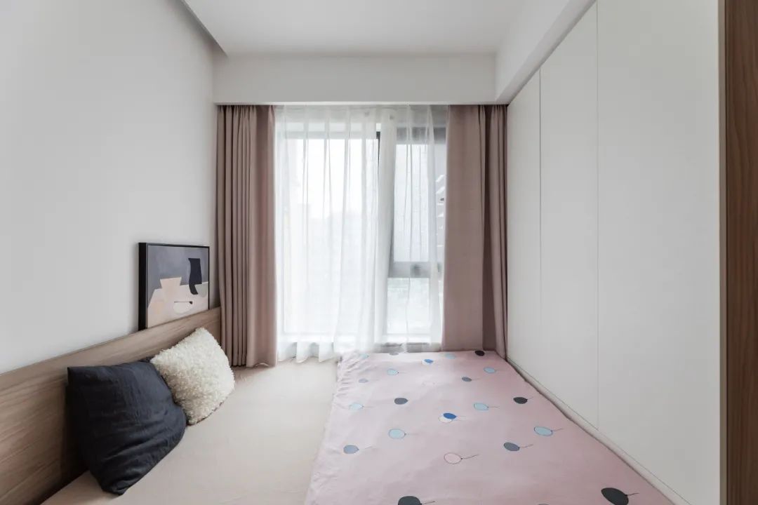 小餐厅装修效果图_韩式餐厅装修效果图片_欧式餐厅装修效果实景