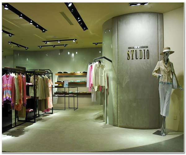 女装服装店装修风格大全 这么装让邻店都羡慕！