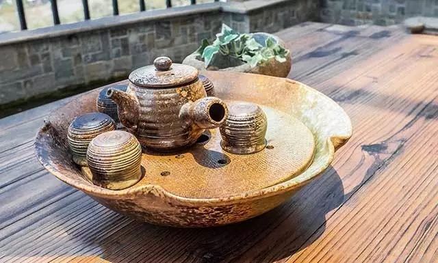 木楼梯装修效果图_阁楼木楼梯装修效果图_别墅木楼梯装修效果图