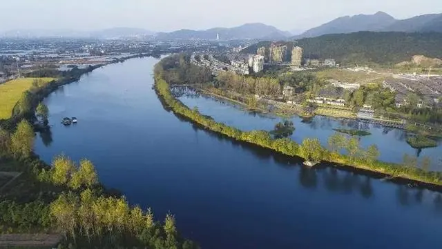 洋房装修效果图_洋房一楼院子装修效果图片_自助餐厅装修效果工业风图