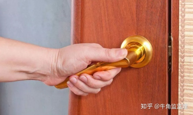 阳台门框装修效果图_门框颜色装修效果图_门框装修效果图